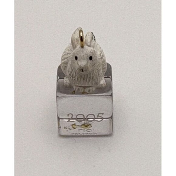Hallmark Keepsake Rabbit Christmas Tree Ornament Ice Block Buddies 2005 Mini - Picture 7 of 7